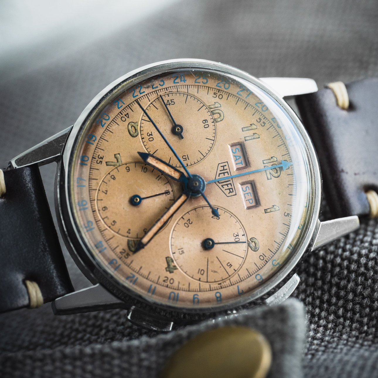 Heuer Triple-Calendar Chronograph 2543